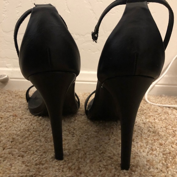 Steve Madden Shoes - Steve Madden black high heel sandals